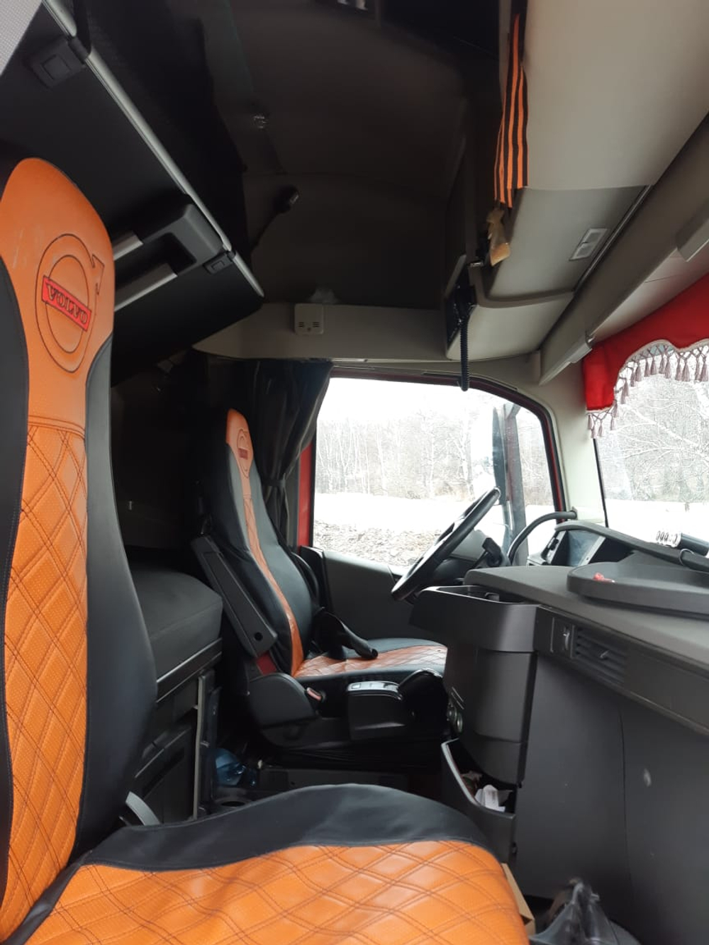 Volvo FH 6x2 Седельный тягач FH-TRUCK (Дизельный, 12,8 л, 510 л.с., АТ)