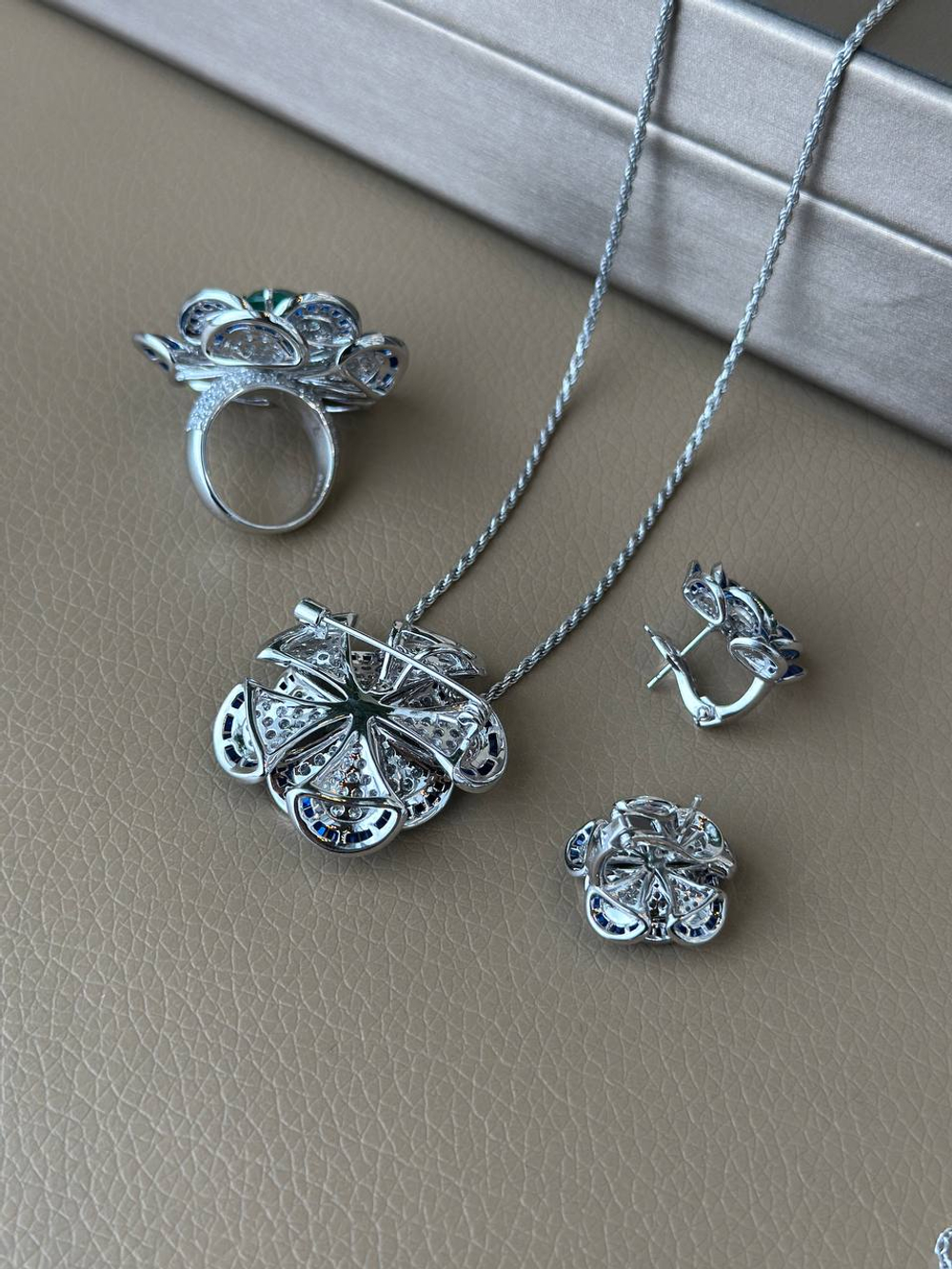 Кольцо Bvlgari