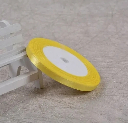 Лента атласная 6 мм 23 м, желтая