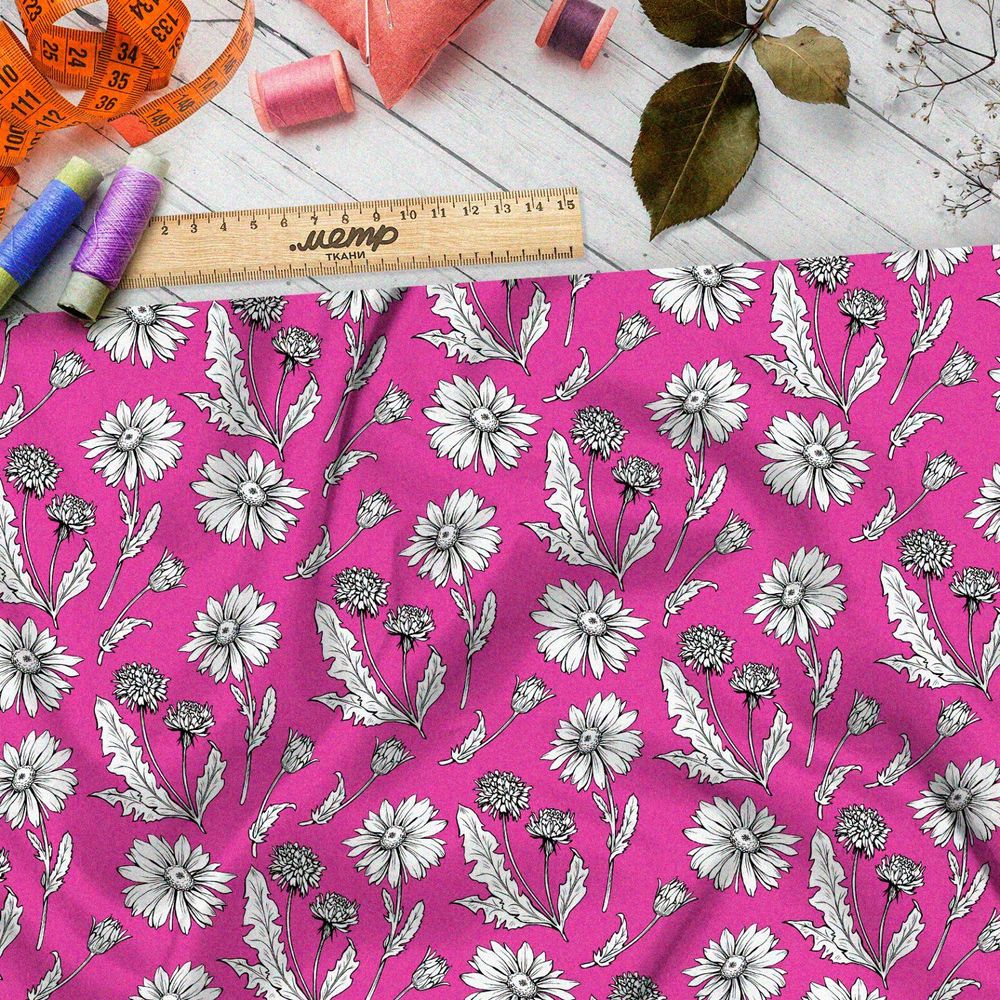 Ткань кулирная гладь эскизы ромашек на ярко-розовом фоне