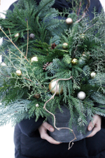 Новогодняя композиция в бетонном кашпо № 13