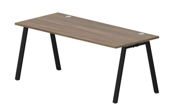 стол Arena 1800х780х750мм (2 громмета)