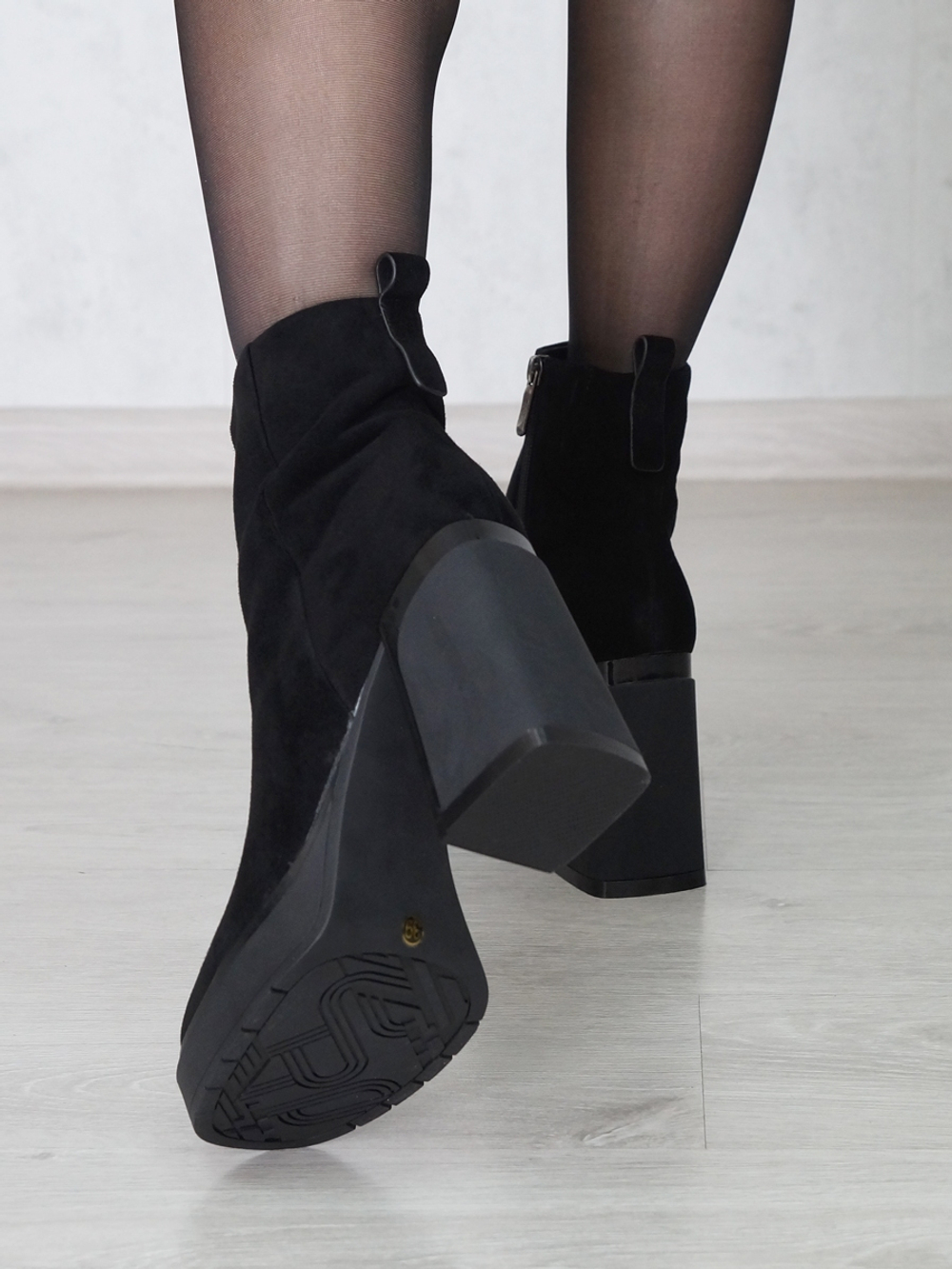 Полусапожки женские зимние