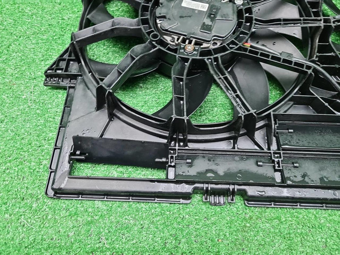 Диффузор с вентиляторами Porsche Macan 95b (14-нв)