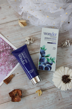 Пенка для умывания с экстрактом черники, 100г