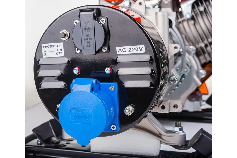 Бензиновый генератор Aurora AGE 5500 RUN