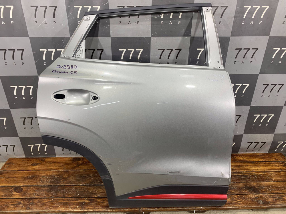 Дверь задняя правая Omoda C5 22-нв Б/У Оригинал 551001324AADYJ