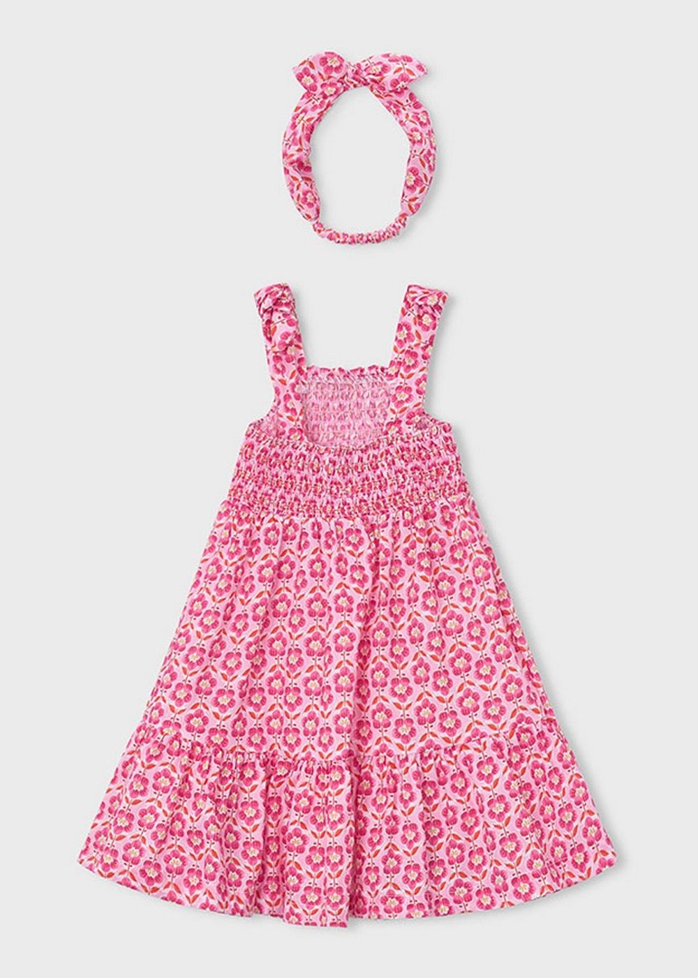 платье с повязкой на голову