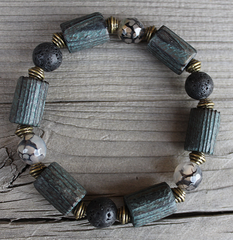 Браслет  УЛУ ДЪЕЛЬБЕГЕН, лиственница/агат "вены дракона"/тонированная лава