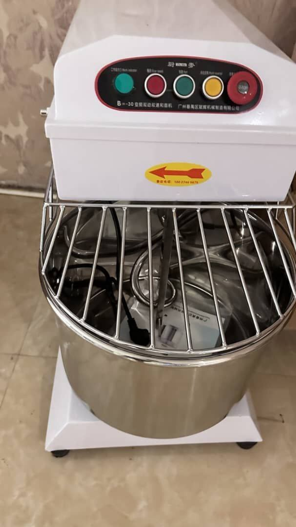 Профессиональный планетарный миксер 30L