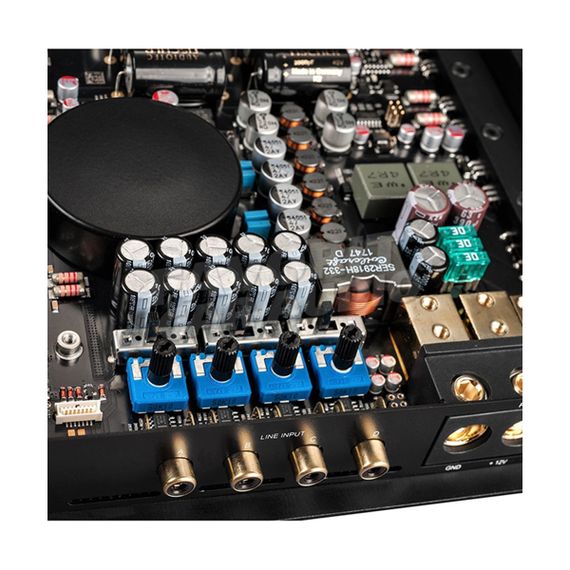 Усилитель Helix C Four