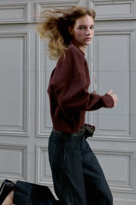 ZARA ОДНОТОННЫЙ СВИТЕР ИЗ МЯГКОГО ТРИКОТАЖА, БУРГУНДИ