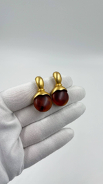 Серьги с коричневыми вставками