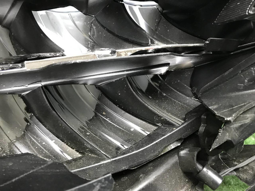 Битая Фара правая Mercedes E W213 (2020-2023) LED