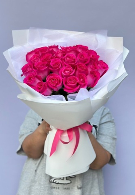 Букет из 25 роз "Pink Floyd"