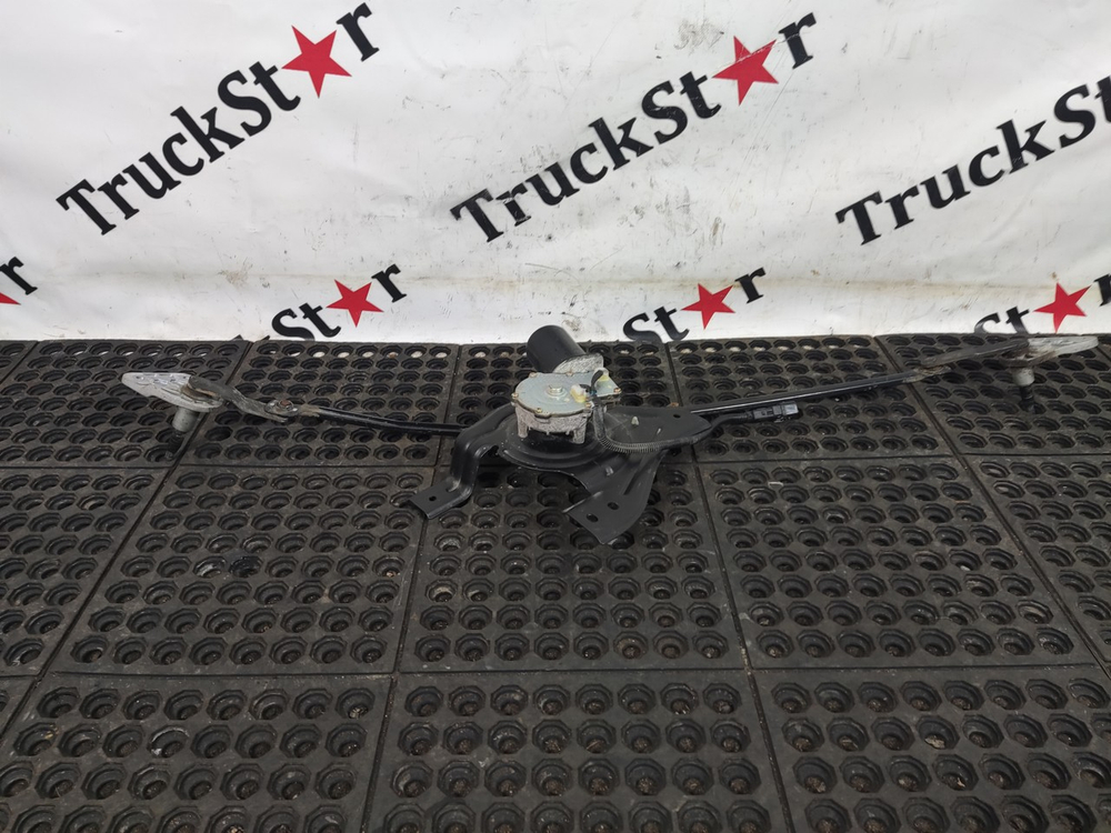 Трапеция стеклоочистителей 2023г