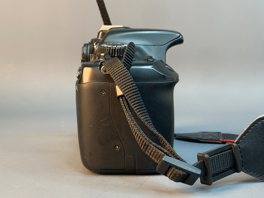 Canon 1100D Body 30754 Кадров