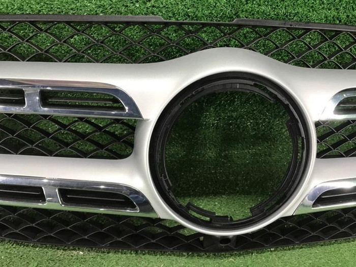 Решетка радиатора Mercedes GLS x167 (2019-2023)