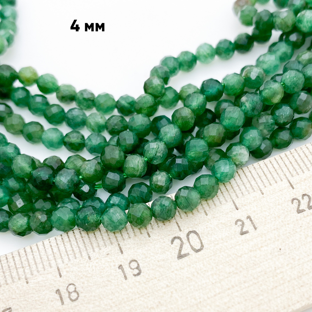 Фуксит граненый, размер около 4 мм, цена за нить 38 см