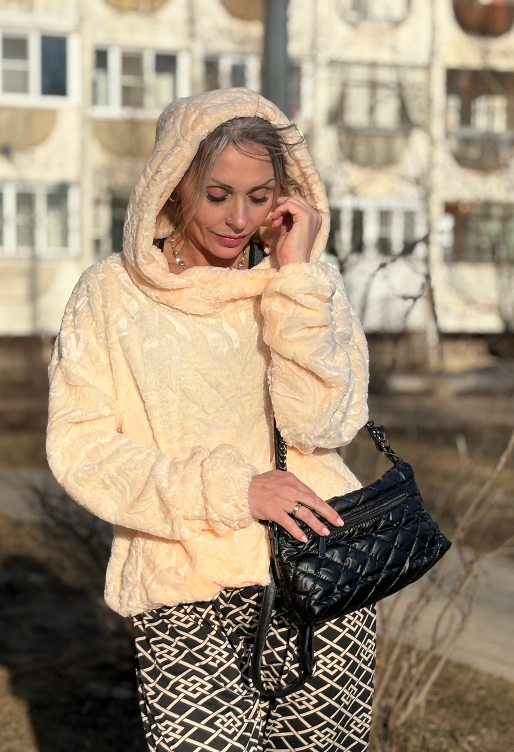 Худи /эко мех / персик