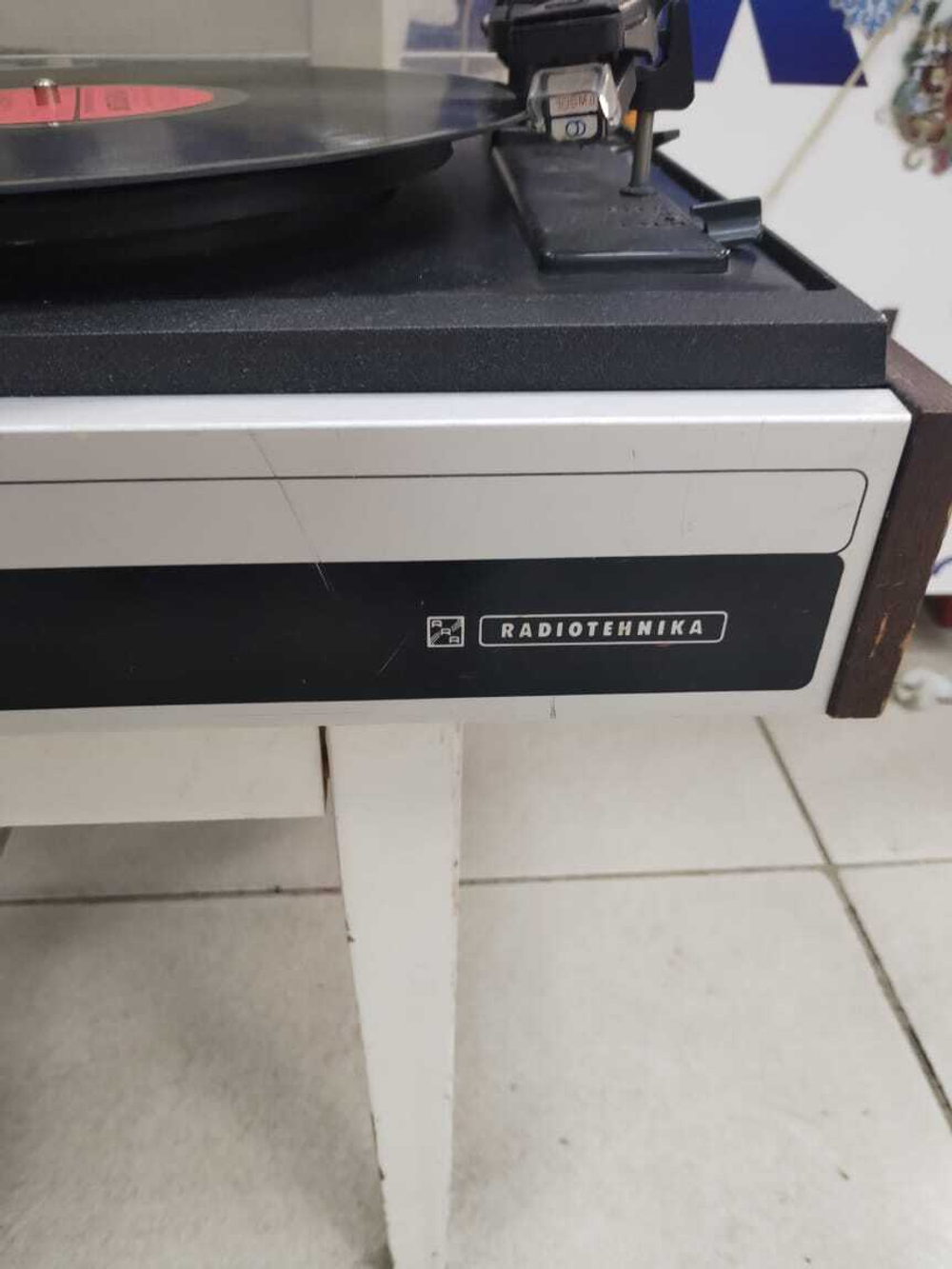 Электрофон сетевой транзисторный "Мелодия-103-в-стерео"