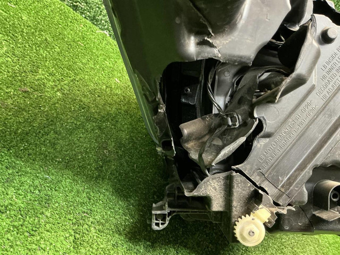 Битая Фара левая Changan CS95 (2023-н.в.) LED