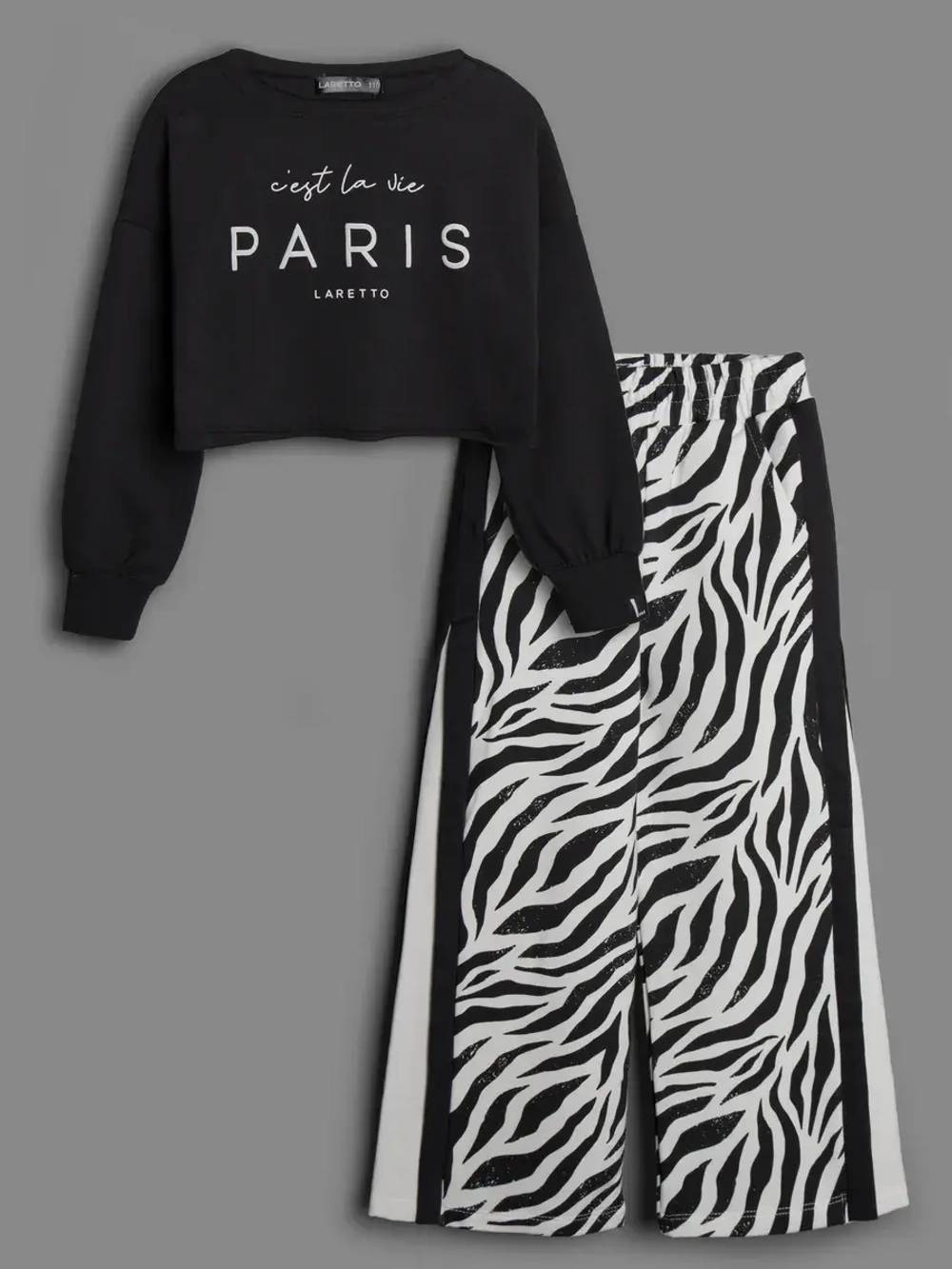 Костюм для девочки на осень