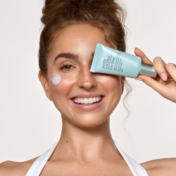 Estee Lauder DayWear Multi-Protection Anti-Oxidant Sheer Tint Release Moisturizer SPF 15 - Тонирующий крем для лица, увлажняющий, для всех типов кожи SPF 15, 50 ml