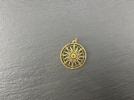 Подвеска. Солнце лучистое