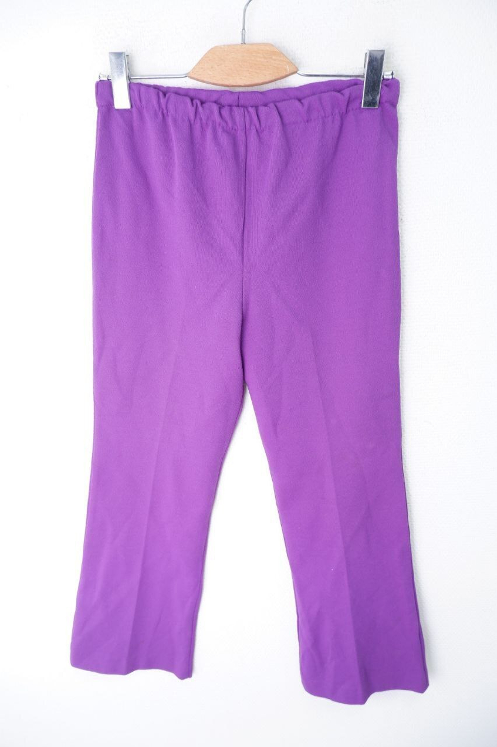 Брюки  яркого цвета 46 размер