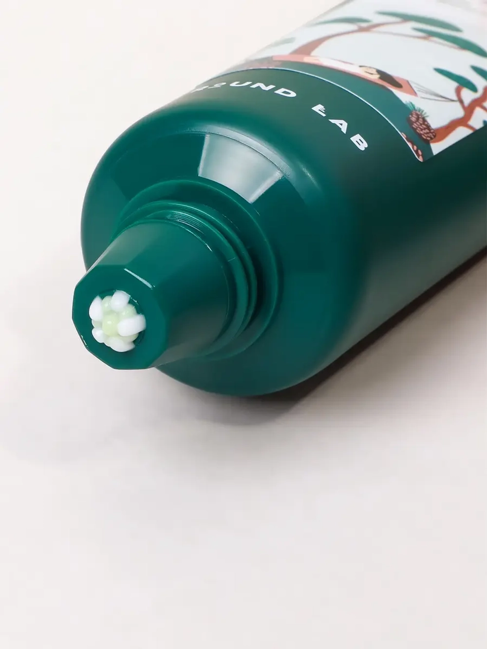 Round Lab Восстанавливающий крем с сосной и центеллой: против воспалений и постакне Pine Calming Cica Cream Plus 60 мл