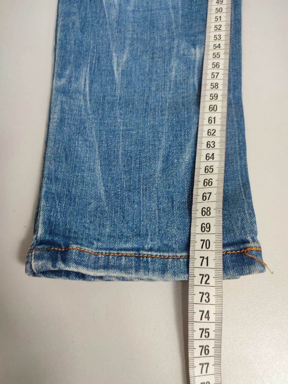 Джинсы Stradivarius стильные 44 размер