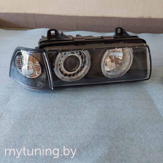 Передние фары Bmw 3 E36 angel eyes black