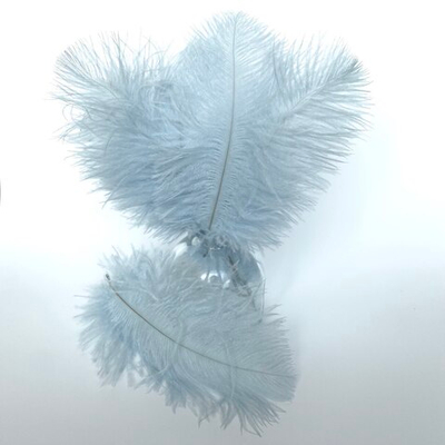 Перо страуса серо - голубое 15 - 20 см.