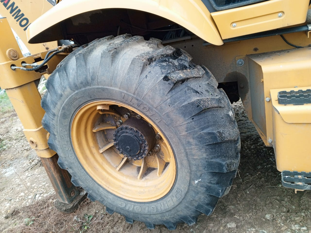 SHANMON 388 Экскаватор-погрузчик 388H (Дизельный, 4,8 л, 102 л.с., АТ)