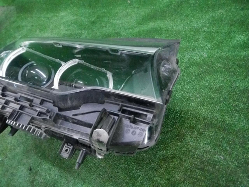 Фара правая BMW 5er G30 (2017-2020) LED