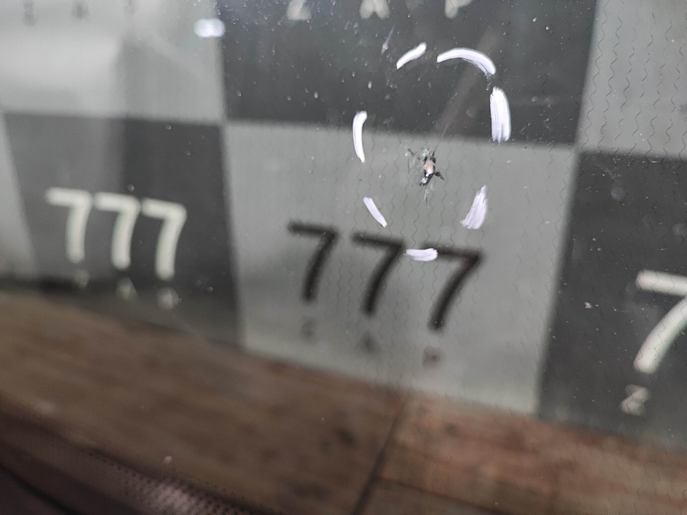 Стекло лобовое с обогревом Exeed VX  Б/У Оригинал 555000538AA