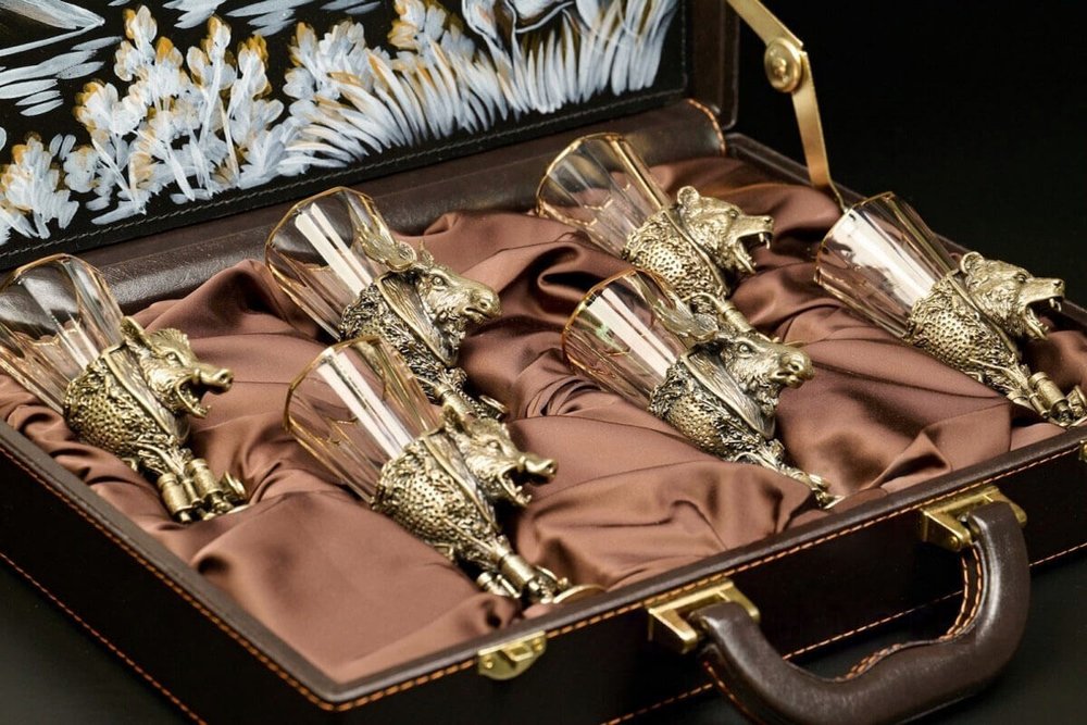 Набор рюмок-лафитников "Трофейная охота" 6 шт. в подарочном кейсе с художественным оформлением