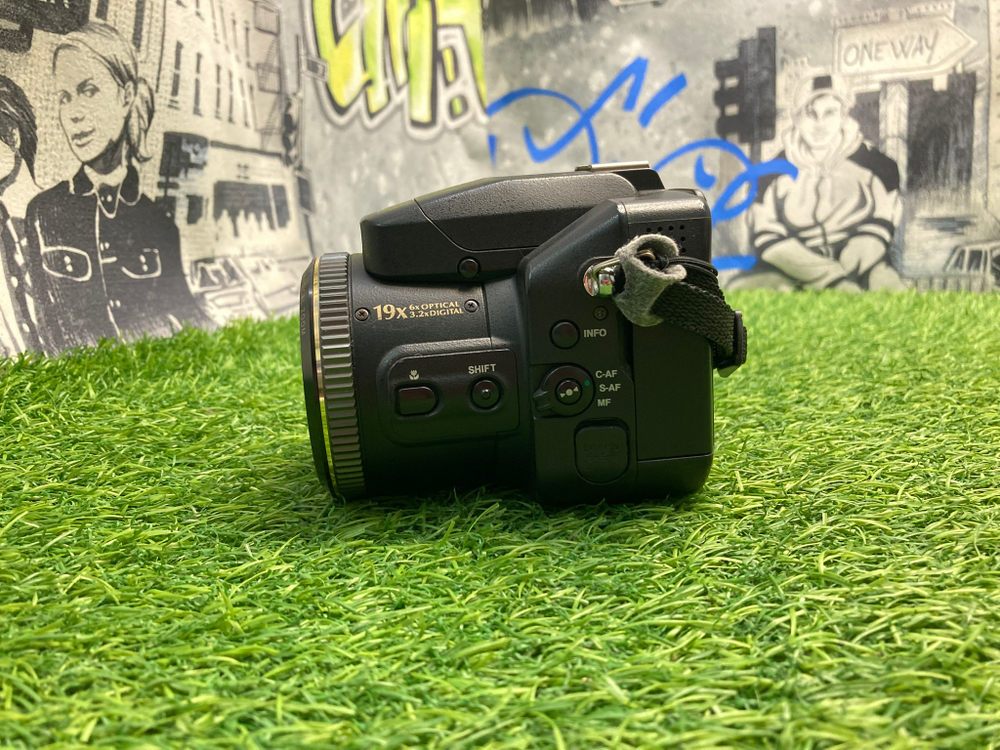 FujiFilm FinePix S7000