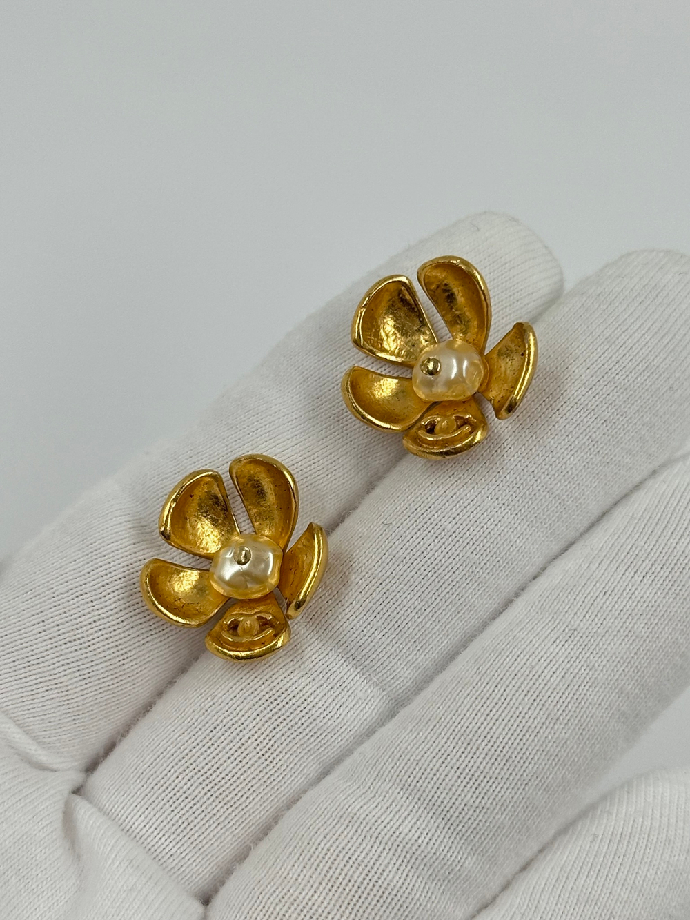 Серьги Цветы Chanel