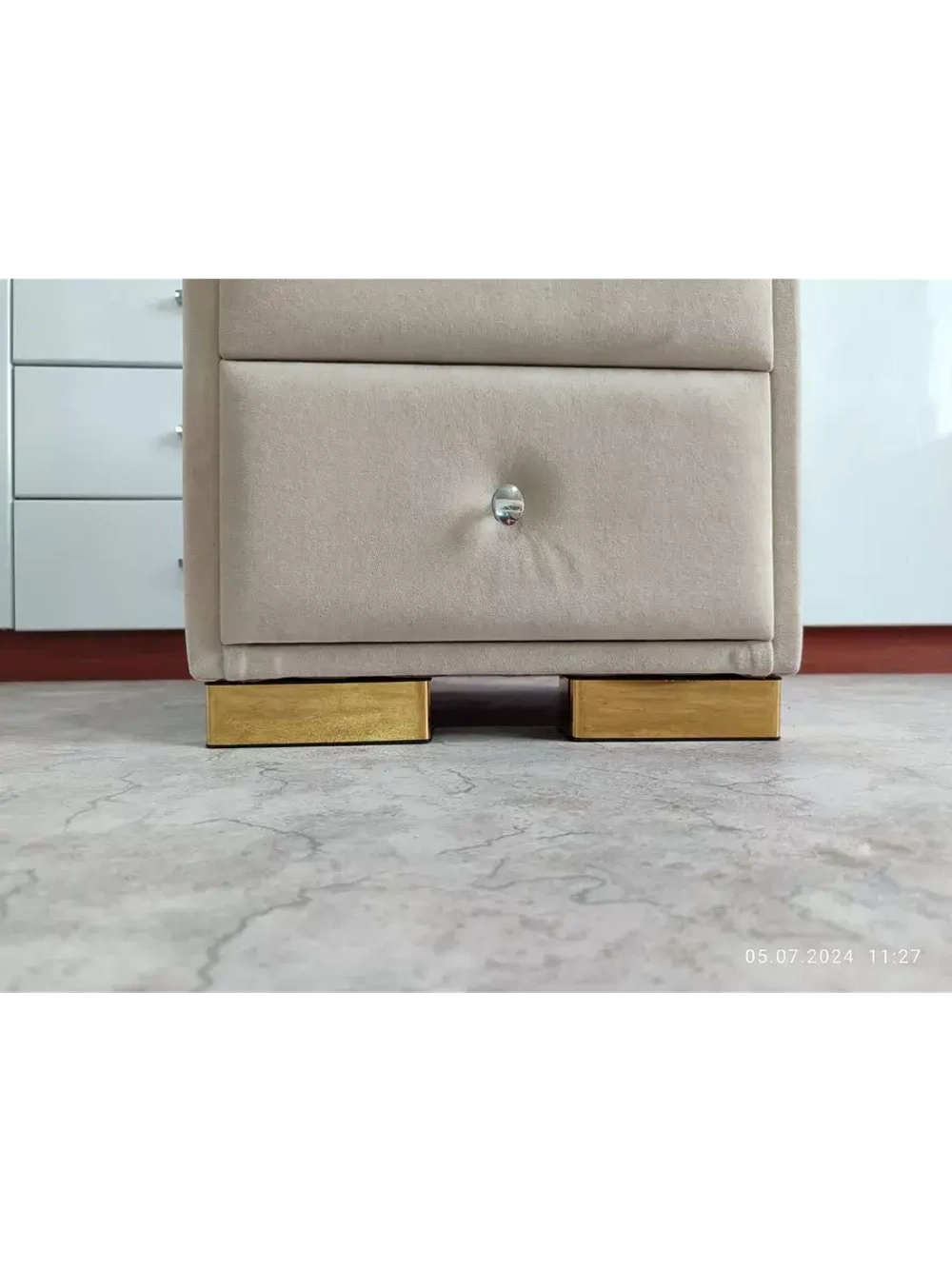 Мебельные ножки пластиковые для дивана шкафа и тумбочки