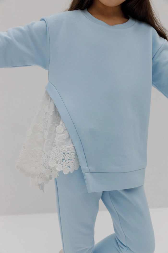 СВИТШОТ ДЕТСКИЙ ФРЕДЕРИК ГОЛУБОЙ С МОЛОЧНОЙ ОТДЕЛКОЙ