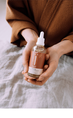 Naif Mom - питательное масло для беременных против растяжек /   90  ml  / GTIN 8719325317855