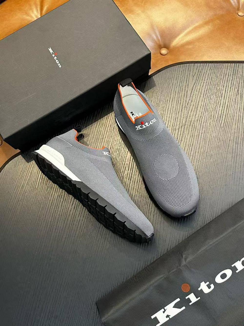 Кроссовки Kiton