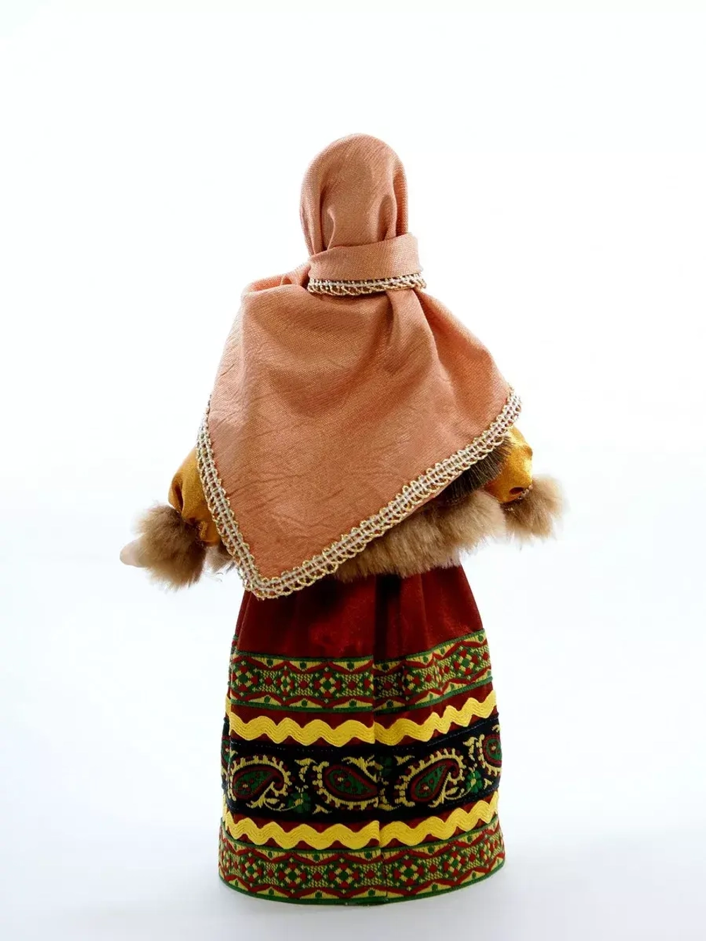 Кукла коллекционная Женщина в русском зимнем наряде