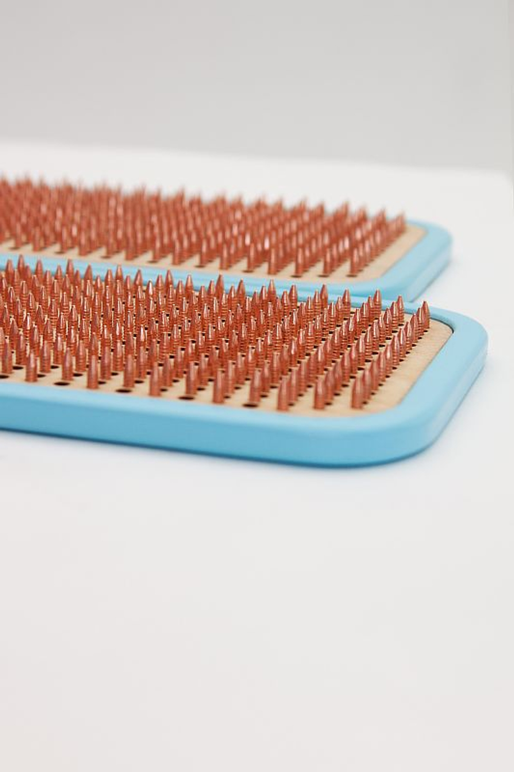 Доска садху Ом большой медные гвозди