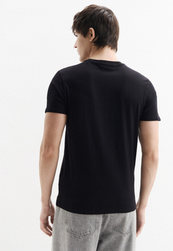 Футболка мужская GUESS