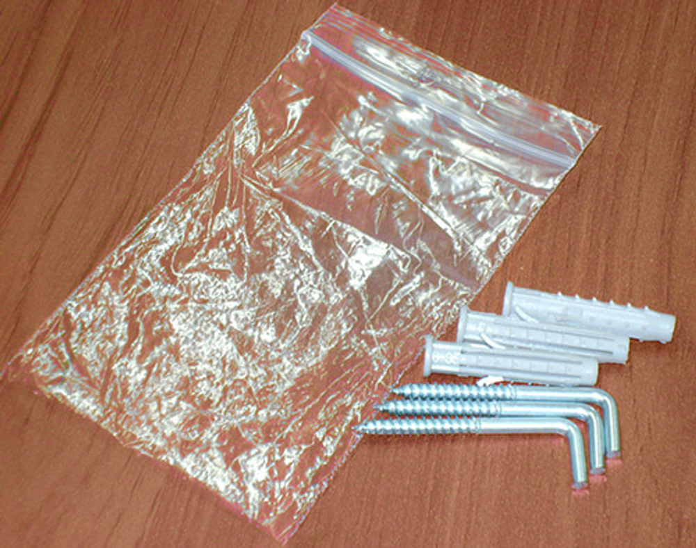 Полка угловая с резьбой