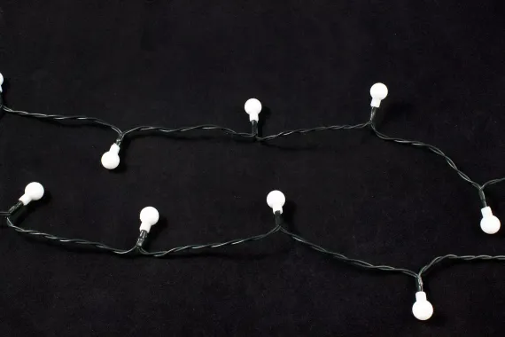 Светодиодная нить шарики с пультом 11,5 м., 220V, 96 разноцветных LED ламп, диаметр шарика 1.6 см, черный провод, Winner Light (m.01.5B.96-1.6ball)