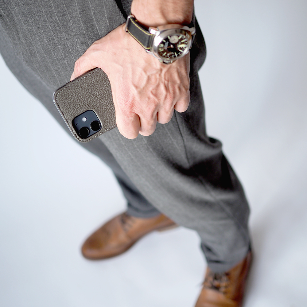 Чехол для iPhone 12/12Pro из кожи теленка, серого цвета